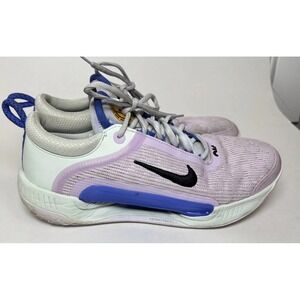 Nike Court Zoom NXT  Tennis Shoes - Women size‎ 9.5 DH0222-500